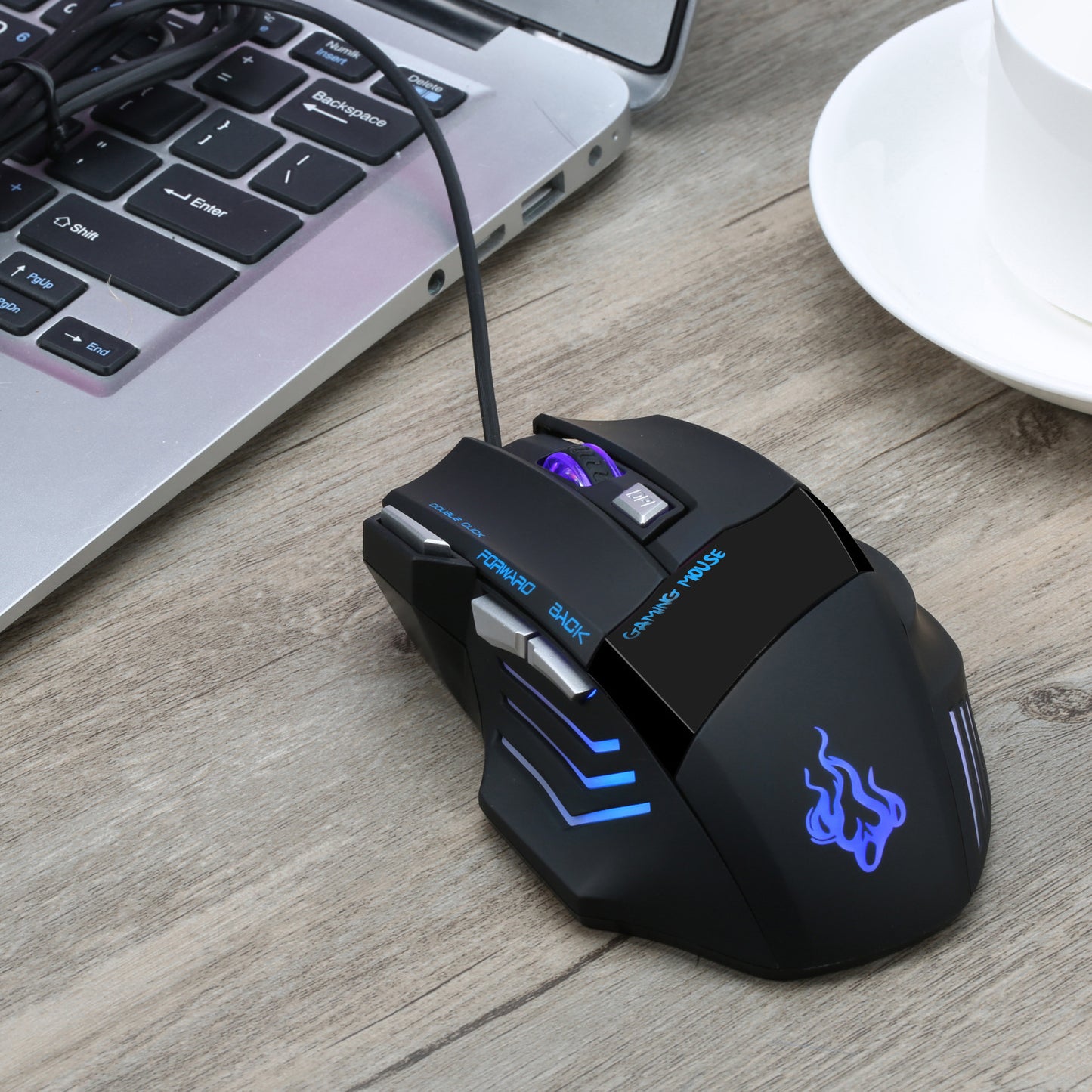 La souris de jeu Glow convient aux joueurs professionnels