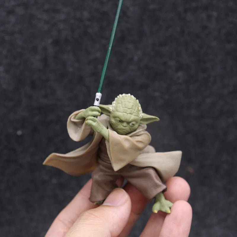 Figurine articulée Star Wars Mandalorian Master YODA avec épée