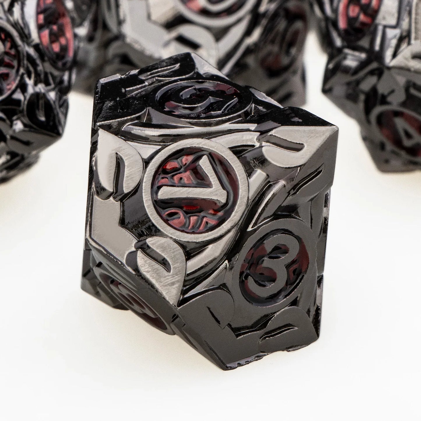 DND Metal Black Nickel Red RPG Polyhedral pour jeux de rôle sur table Dungeon and Dragon D et D Dice Set D20 D12 D10 D8 D6