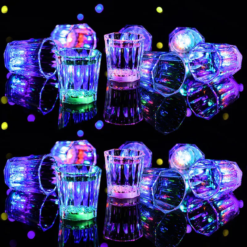 24 vasos de chupito iluminados con luz LED que brillan en la oscuridad para cumpleaños, bodas, festivales, etc.