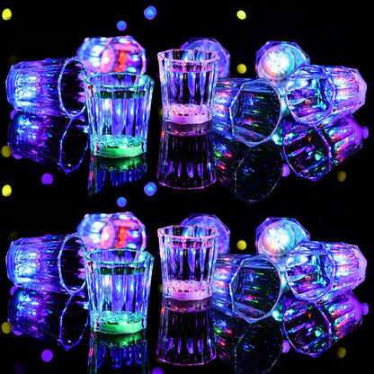 24 vasos de chupito iluminados con luz LED que brillan en la oscuridad para cumpleaños, bodas, festivales, etc.