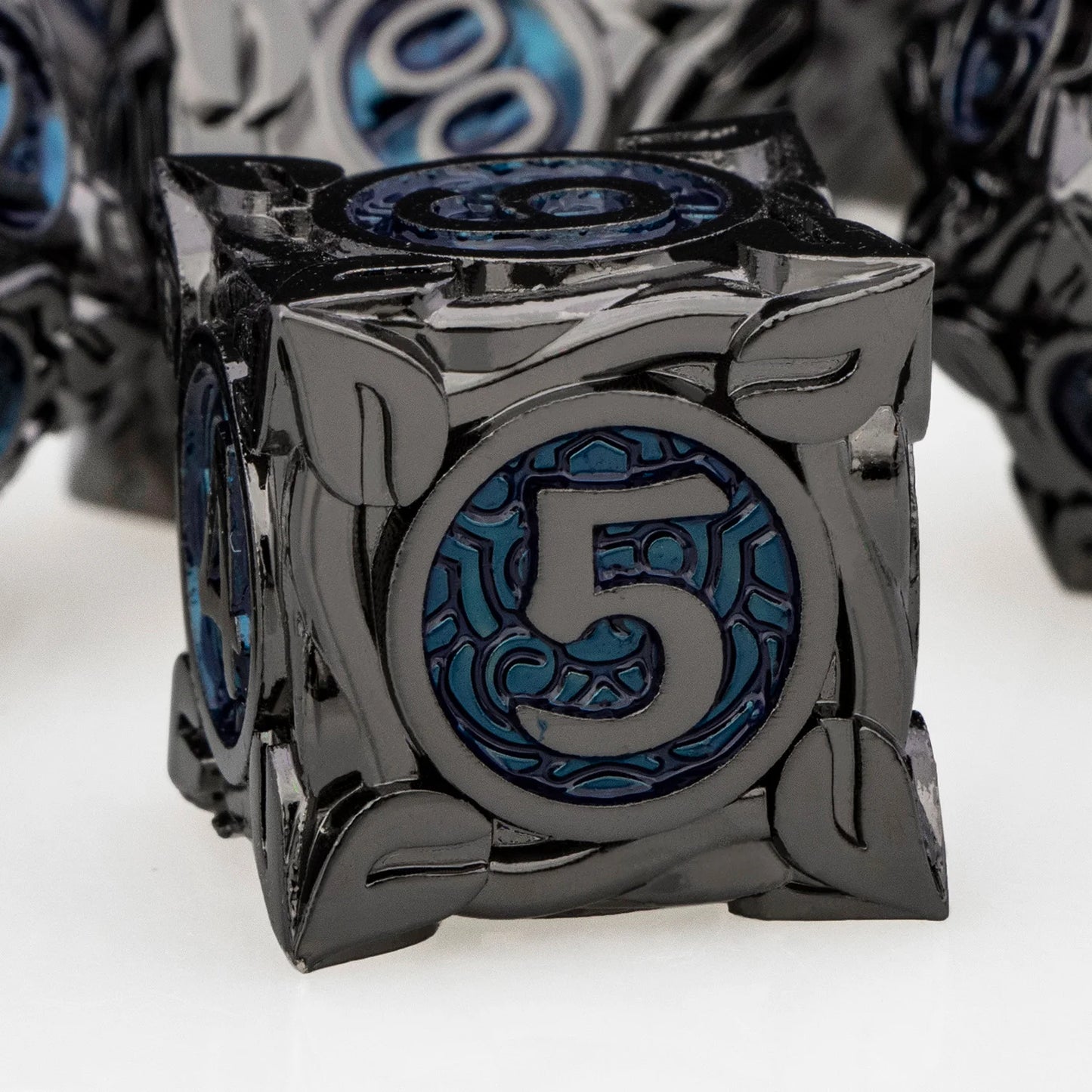 DND Metal Black Nickel Blue RPG Polyhedral pour jeux de rôle sur table Dungeon and Dragon D et D Dice Set D20 D12 D10 D8 D6