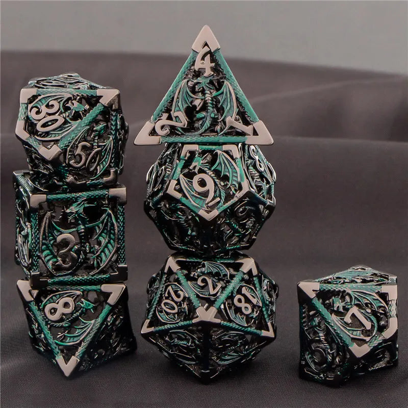 Juego de dados huecos de metal OUKELANWO DND D&amp;D, dados poliédricos para juegos de rol, dados de mazmorras y dragones D y D D20 D12 D10 D8 D6 D4