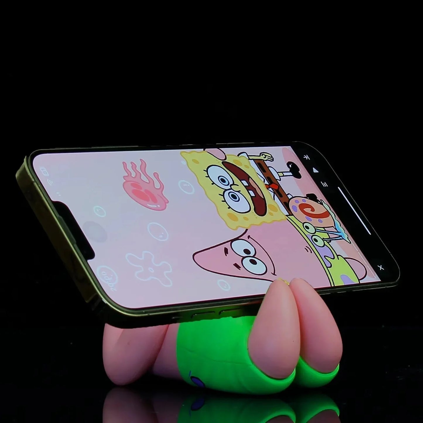 Cute Patrick Star Phone Holder PVC Action Figure Model Toys 8cm