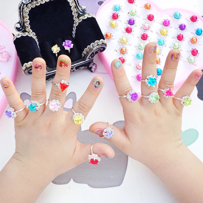 36 anillos de aleación con gemas y perlas para niñas pequeñas, bonitos anillos para disfrazarse con caja de presentación, regalo de cumpleaños para niñas