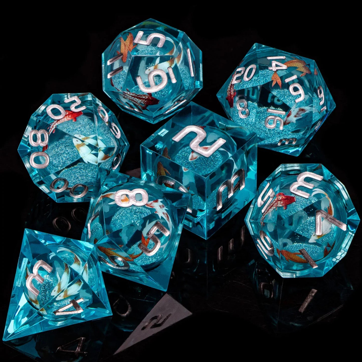 Juego de dados de resina con núcleo líquido para juegos de rol, DND, Daisy Fish Dice Player para juegos de mazmorras y dragones, juego de dados de resina poliédrica, 7 piezas