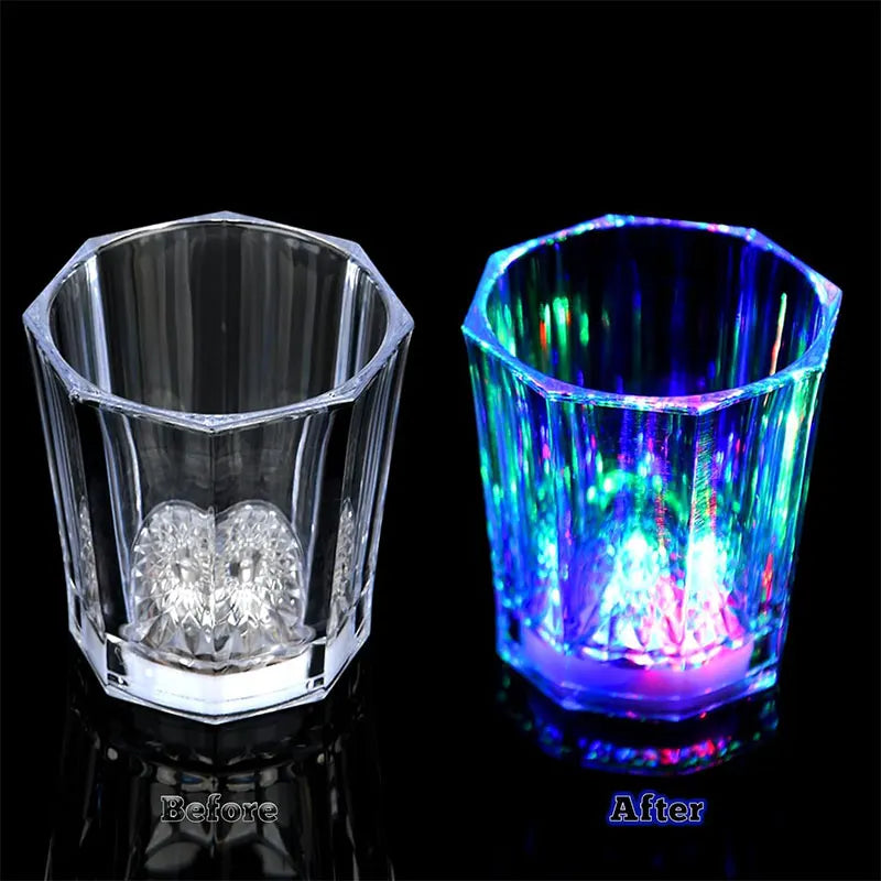 24 vasos de chupito iluminados con luz LED que brillan en la oscuridad para cumpleaños, bodas, festivales, etc.