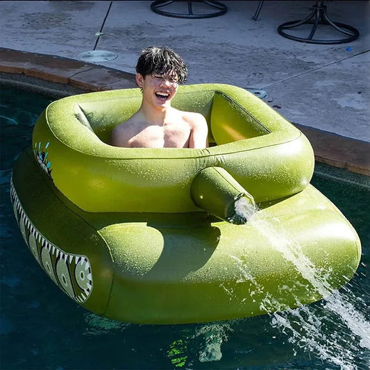 Tanque gigante de verano de gran tamaño con juguetes inflables de pistola de agua, camión flotante, flotadores de piscina, juegos de fiesta en la playa con rociador de agua, asientos para adultos