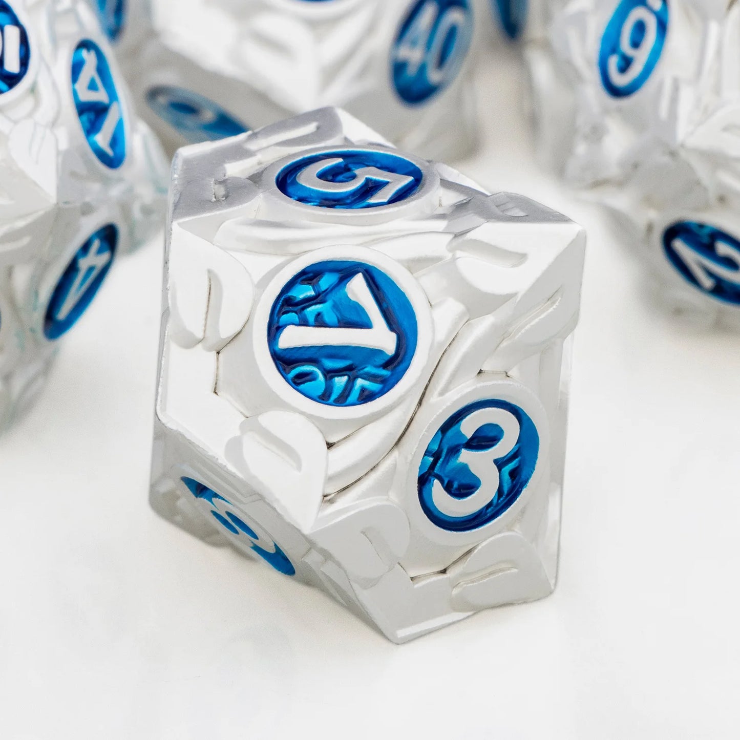 7PCS DND Metal Silver Blue RPG Polyhedral For Dungeon and Dragon Tabletop Role Playing Games D and D Dice Set D20 D12 D10 D8 D6