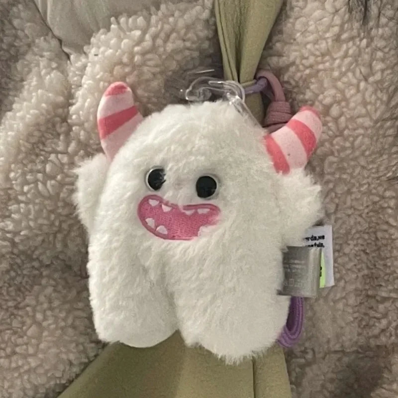 Porte-clés en peluche monstre des neiges pour filles, mignon jouet en fourrure de dessin animé blanc vert, pendentif pour sac d'école, porte-clés de voiture, accessoires en peluche