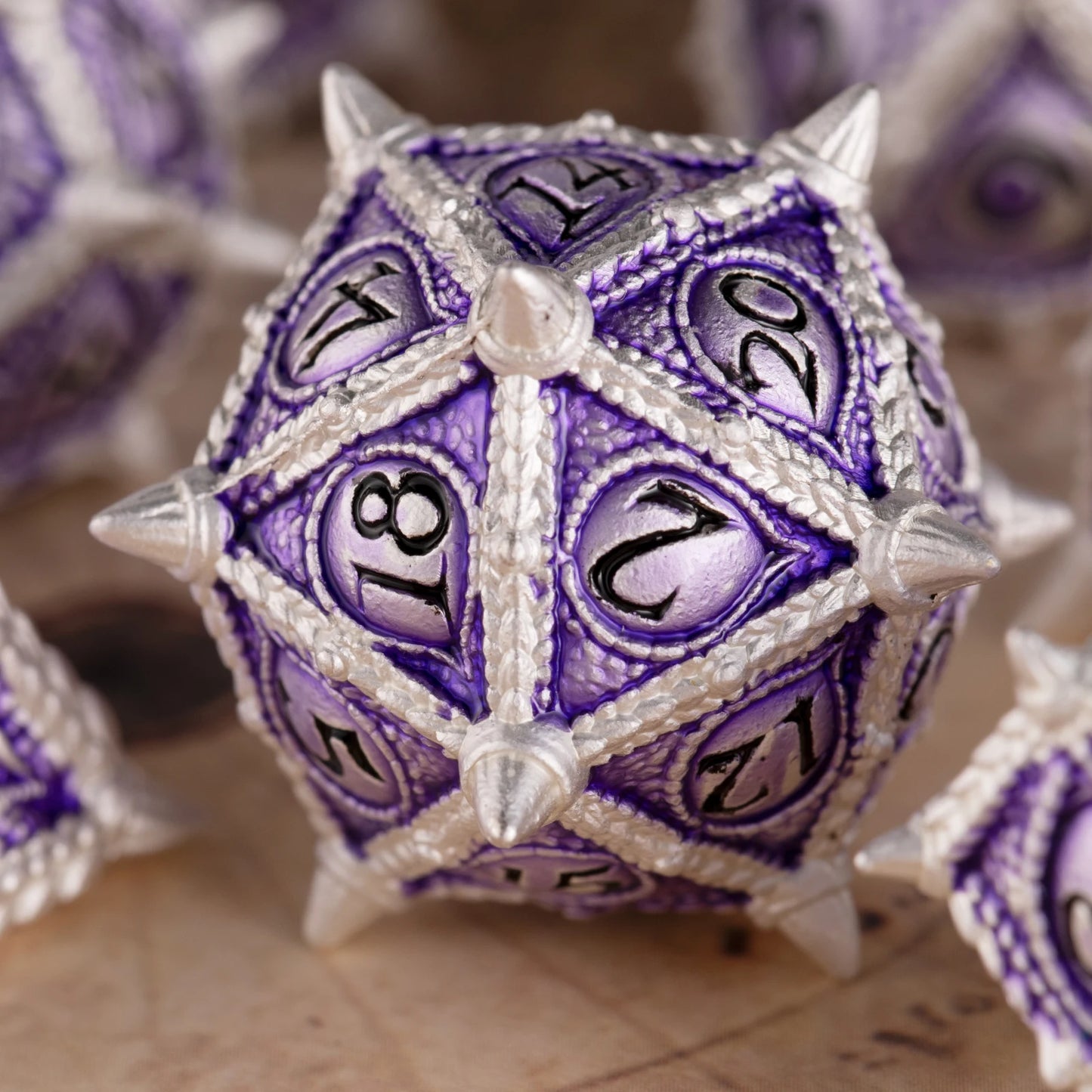 Juego de 7 dados poliédricos de metal, juego de dados DND, dados RPG para juegos de rol de mazmorras y dragones, dados de juego D&amp;D D20 D6 D10