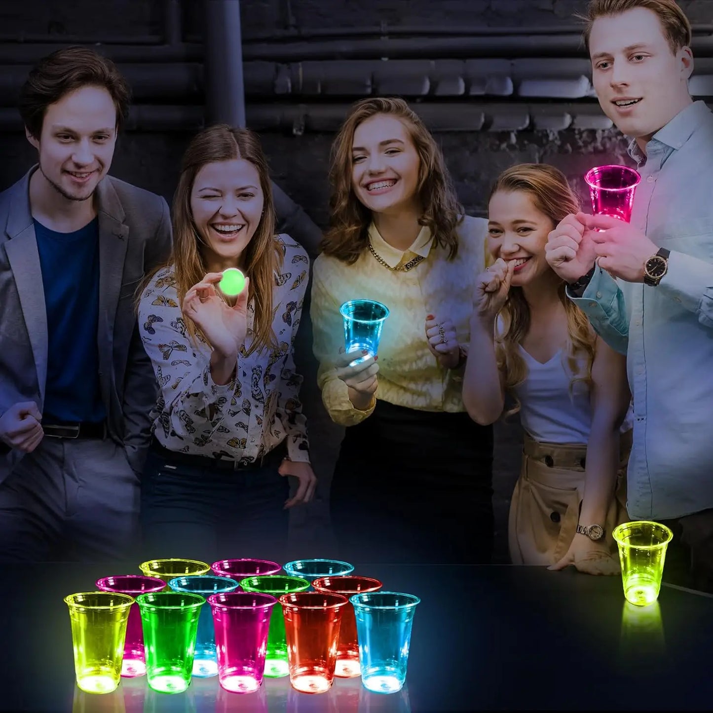 Jeu de bière-pong lumineux avec gobelets de bière-pong à LED et boules phosphorescentes pour un divertissement compétitif en intérieur et en extérieur la nuit, un anniversaire