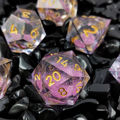 New Clear Liquid Purple Quicksand Dice 7pcs/set Transparent Polyhedron Resin Dice For Role Playing Board Table Games