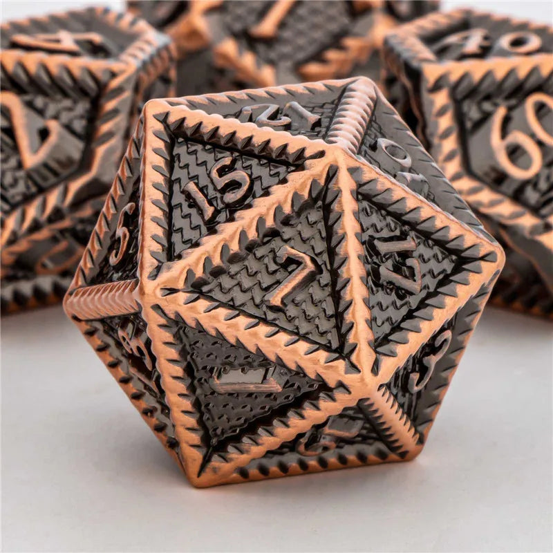 OUKELANWO DND Metal Dice Set D&amp;D pour Dungeon and Dragon, jeu de rôle RPG polyédrique doré D et D Dice D20 D12 D10 D8 D6 D4