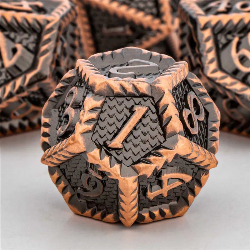 OUKELANWO DND Metal Dice Set D&amp;D pour Dungeon and Dragon, jeu de rôle RPG polyédrique doré D et D Dice D20 D12 D10 D8 D6 D4