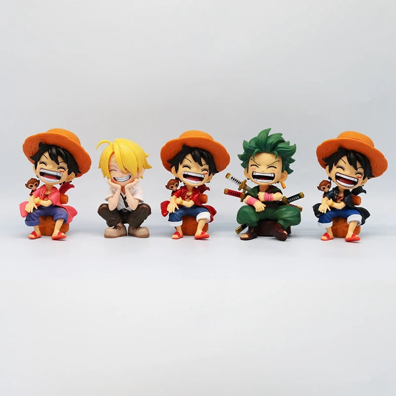 Figurine d'anime One Piece 13 cm Luffy assis et riant Figurines d'action Kawaii Sanji Zoro Figurine Chambre Voiture Ornements Collection Jouets