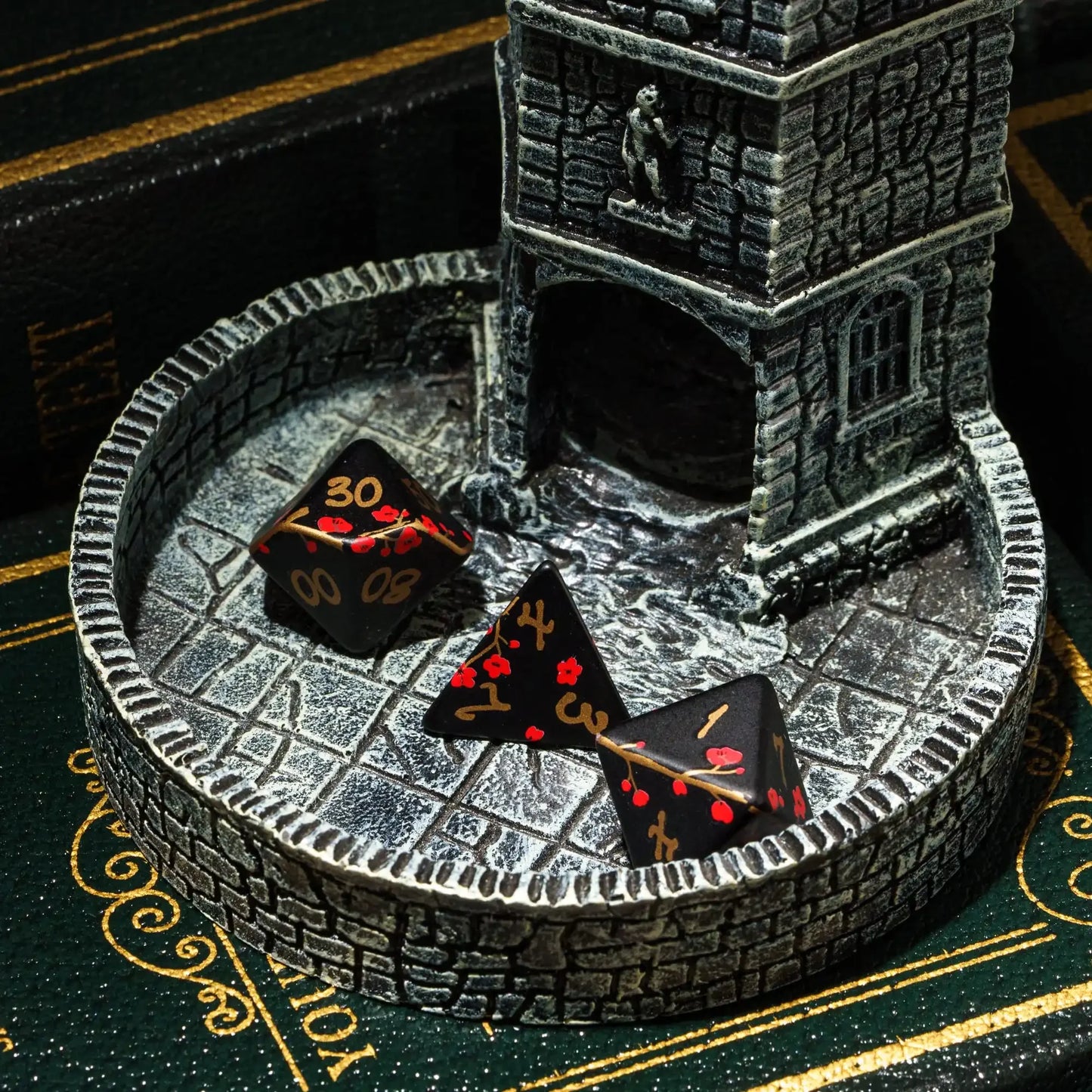 Hollow Castle Dice Tower Resin DND Dice Rolling Tower for Dungeons and Dragons Game RPG Dice playing Home Desktop Decor Gifts