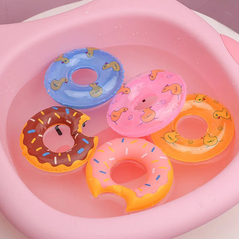 Jeux d'eau Anneau de natation gonflable Jouets Mini anneaux de bain pour enfants Donuts Petit canard jaune Piscine Décorer