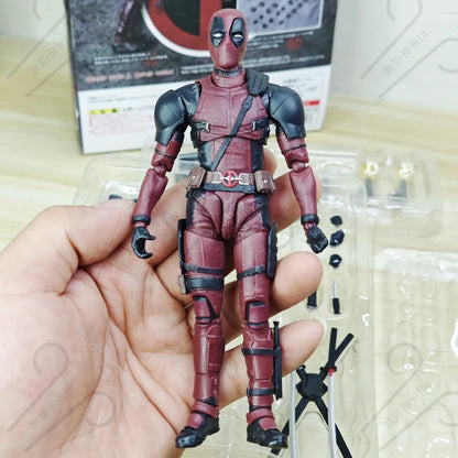 Figurine articulée mobile SHF X-MAN DeadPool de haute qualité