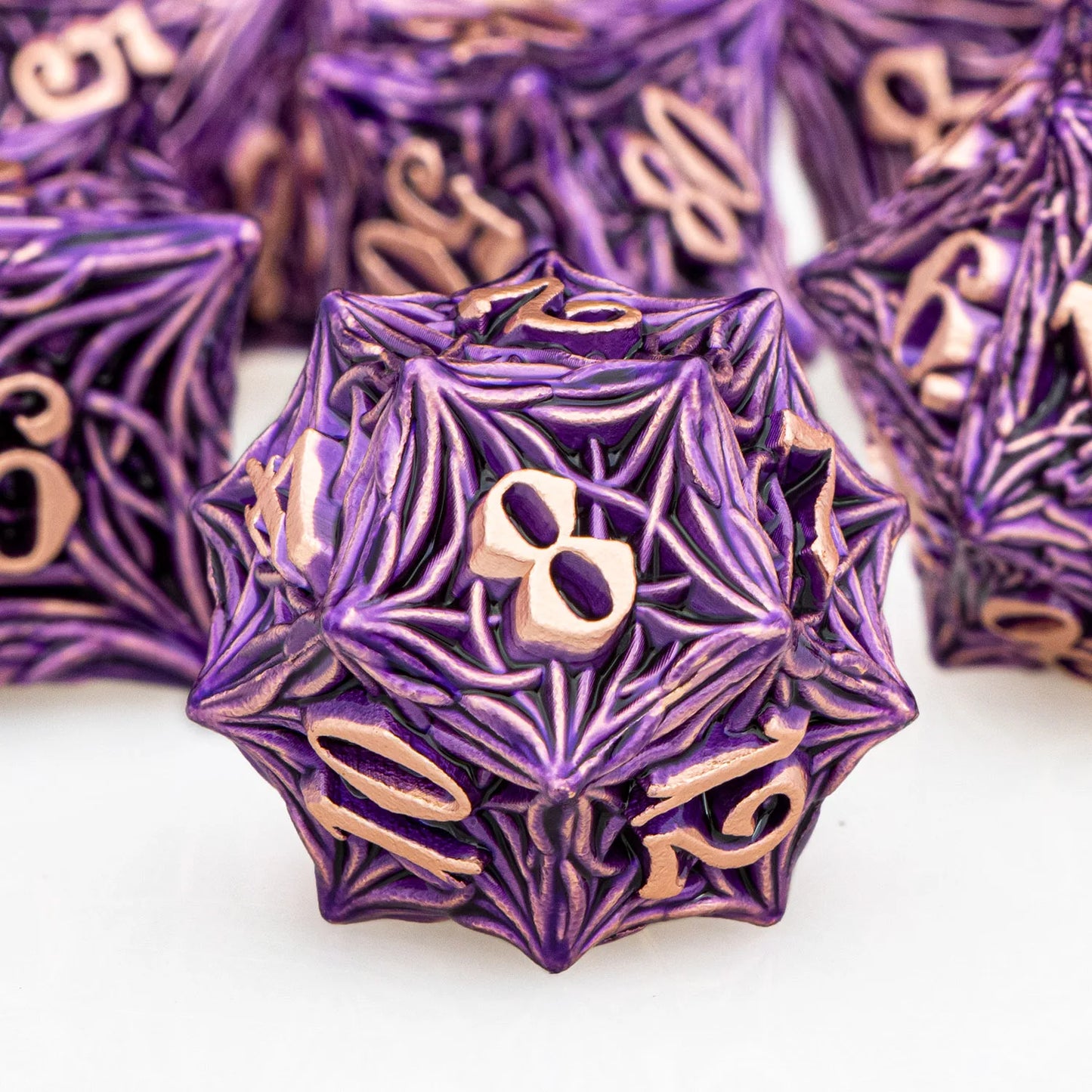 ORIFANTUO 7CPS Dés en métal violet Dnd Dés polyédriques D&amp;D pour jeux de rôle de table D et D Dungeon et Dragon Pathfinder