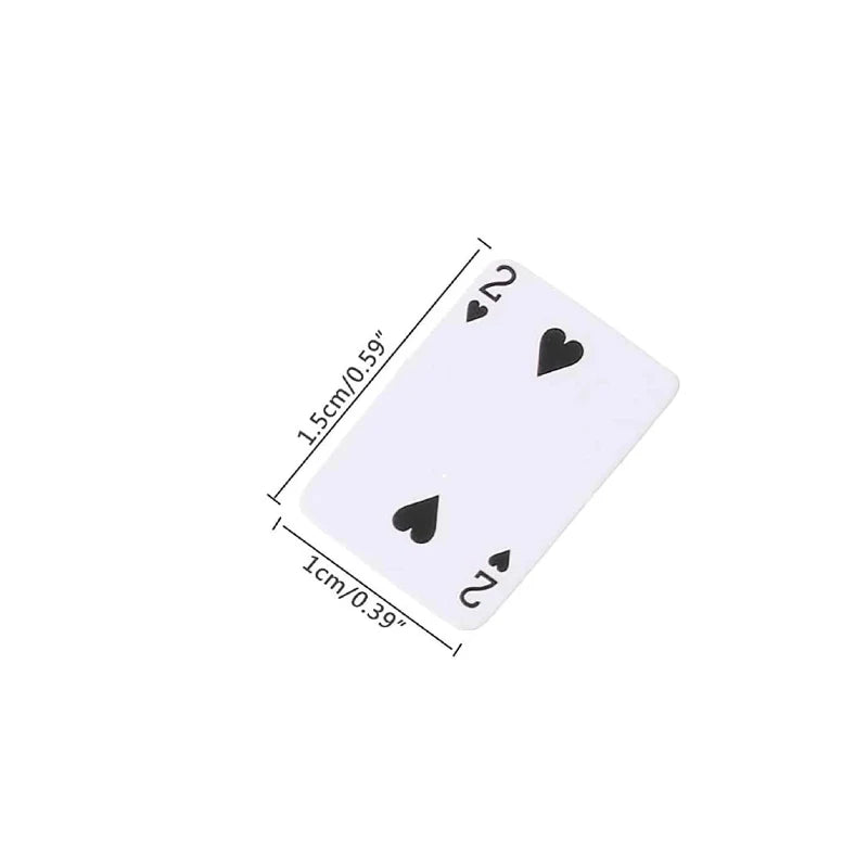 Nouveaux mini jeux de cartes amusants et mignons, jeux de poker, cartes super petites, cadeaux parodiques, jouets de voyage, accessoires de farces