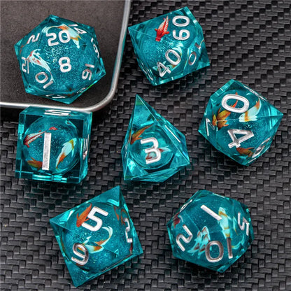 KERWELLSI DND Liquid Cor Dice, Resin Dungeon and Dragon D&D RPG Dice Set, Polyhedral Role Playing Game Dice D20 D12 D10 D8 D6 D4