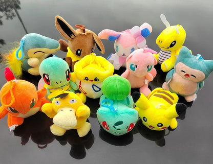 20 llaveros de peluche de 10 a 15 cm con colgante de Psyduck, Eevees, Bulbasaurs, Squirtles, Charmanders, juguetes de regalo